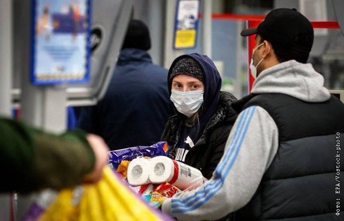 Продажи гипермаркетов за неделю карантина упали на 13%, магазинов дрогери - почти вдвое - interfax.ru - Россия - Москва