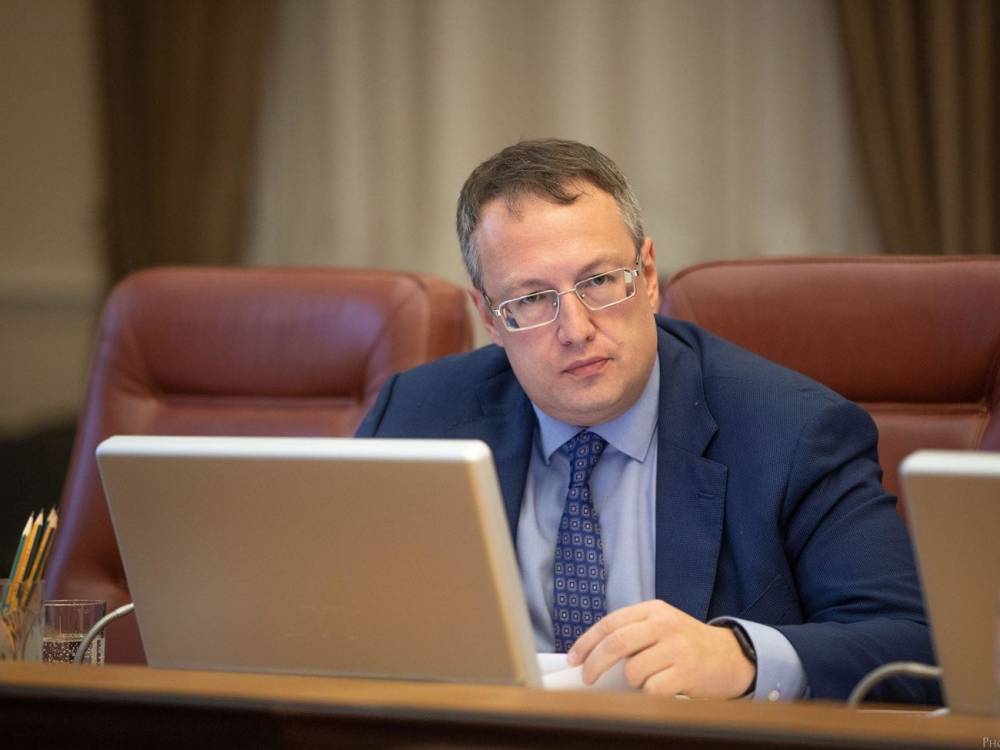 Антон Геращенко - Геращенко: Полиция составила 4 тыс. админпротоколов с начала карантина - gordonua.com - Украина