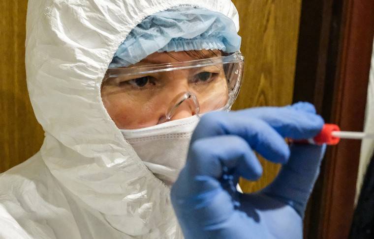 Московских медработников постоянно проверяют на коронавирус - news.ru