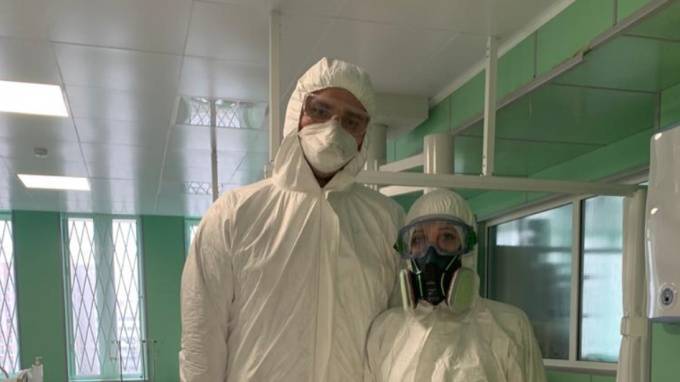 В Смольном подготовили проект о доплатах врачам за борьбу с коронавирусом - piter.tv - Санкт-Петербург