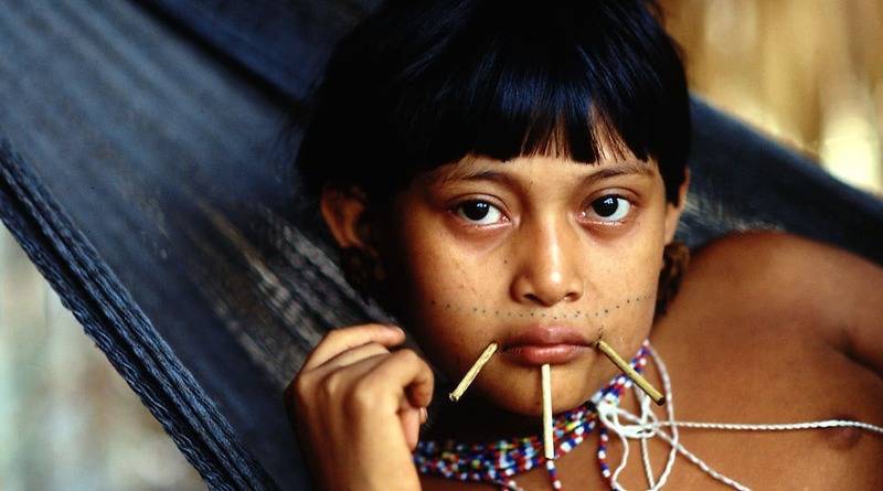 Луис Энрике Мандетта - В отдаленном племени яномами на Амазонке подтвержден случай коронавируса - usa.one - Бразилия