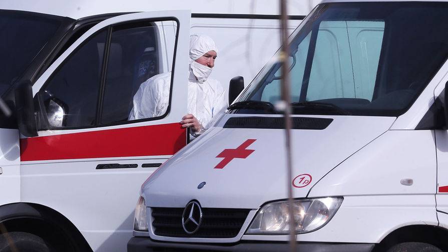 Два врача и 10 медсестер заразились COVID-19 в Алма-Ате - gazeta.ru - Казахстан - Алма-Ата