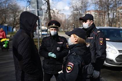 Раскрыта инструкция для полицейских на время всеобщей изоляции в Москве - lenta.ru - Москва