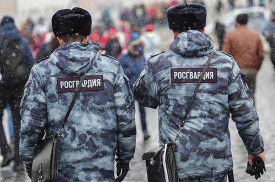 Для профилактики COVID-19 в Москве увеличили количество патрулей - pnp.ru - Москва