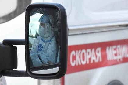 Российский врач рассказал о заражении коронавирусом из-за нехватки респираторов - lenta.ru - Новосибирск
