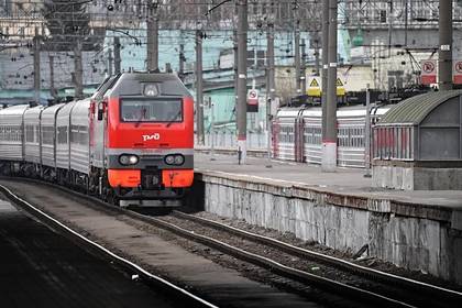 РЖД отменят 32 поезда дальнего следования - lenta.ru
