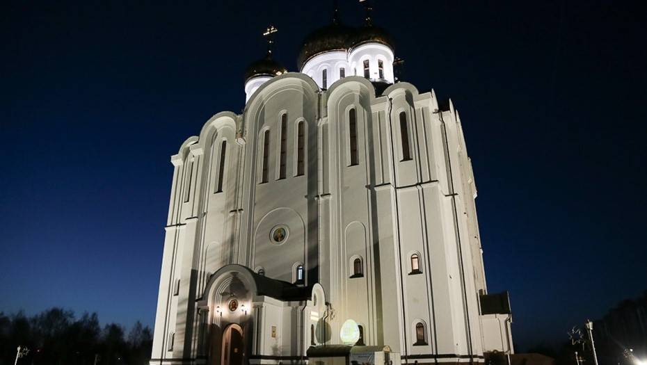 В храмах Коми запретили службы до конца апреля, верующие идут в суд - dp.ru - республика Коми - Сыктывкар
