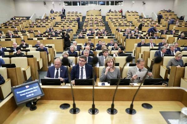 Треть депутатов Госдумы может переизбраться – они набрали очки на коронавирусе и поправках в Конституцию - nakanune.ru