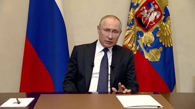 Владимир Путин - Роскомнадзор требует объяснить удаление обращения Путина с YouTube - piter.tv - Россия