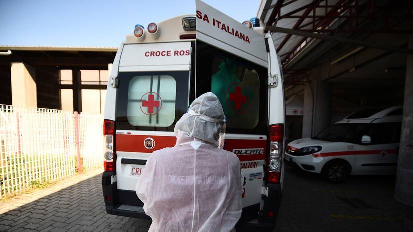Анджело Боррелли - В Италии более 20 тысяч человек скончались из-за коронавируса - russian.rt.com - Италия