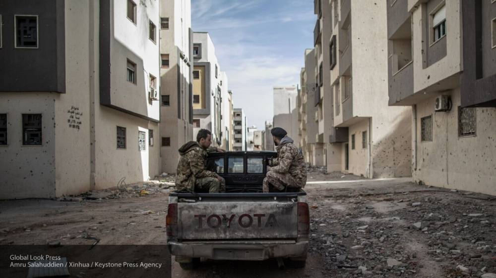 Ахмад Мисмарь - Террористы ПНС продолжают обстреливать густонаселенные районы Ливии - nation-news.ru - Ливия