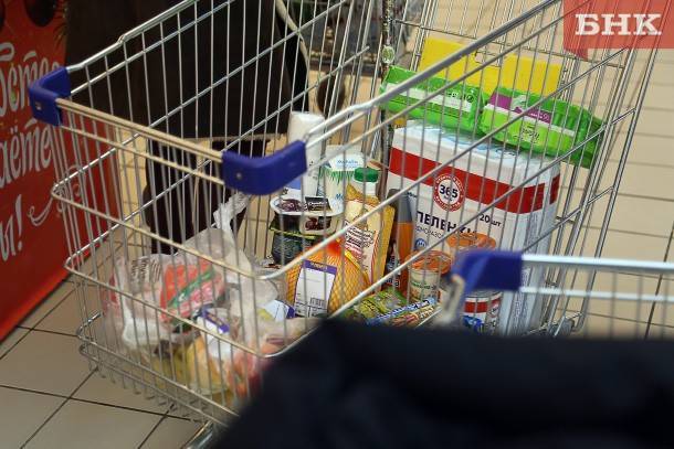 Виктор Бобыря - Покупатели сыктывкарских супермаркетов смогут помочь продуктами малоимущим - bnkomi.ru - Сыктывкар