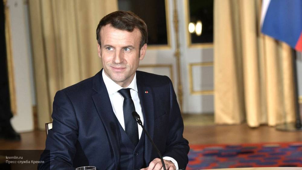 Константин Салаев - Президент Франции продил ограничения по передвижению из-за коронавируса до 11 мая - nation-news.ru - Франция