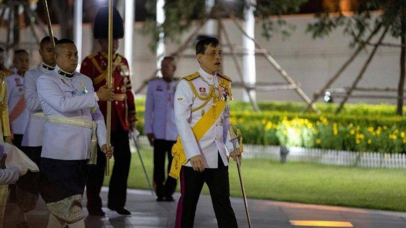 Король Таиланда нарушил самоизоляцию ради вечеринки в Бангкоке - usa.one - Сша - Германия - Швейцария - Таиланд - Бангкок