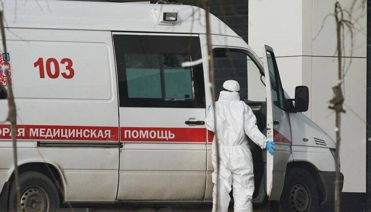 В Москве скончались еще 13 пациентов с коронавирусом - newtvnews.ru - Россия - Москва