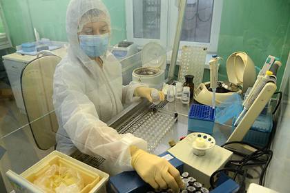 Переболевший коронавирусом турист станет донором для больных россиян - lenta.ru - Париж