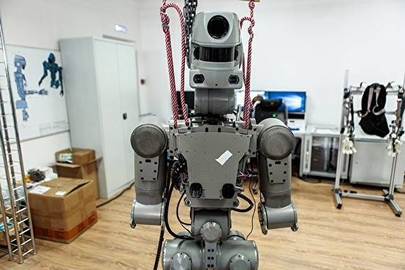 «Окажут психологическую помощь». Уральская компания объявила о выпуске врачей-роботов - znak.com - Магнитогорск