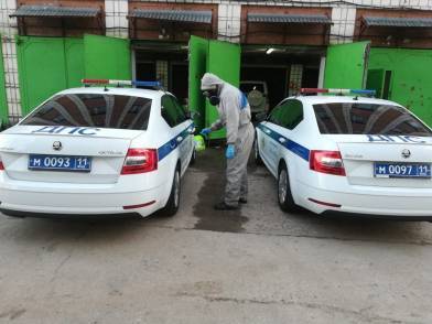 В Коми полицейские машины проветривают от коронавируса - bnkomi.ru - республика Коми