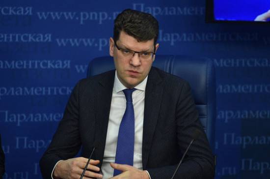 Денис Кравченко - Букмекеры должны покинуть список системообразующих предприятий, считает депутат - pnp.ru