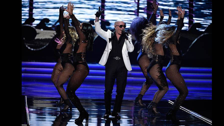 Рэпер Pitbull выпустил трек о победе над коронавирусом - gazeta.ru