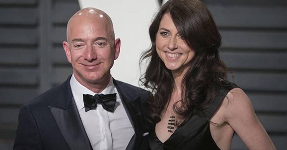 Джефф Безос - Глава Amazon за день разбогател на 6,4 млрд долларов - ren.tv