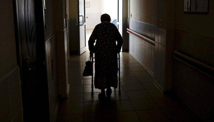 Эксперты оценили меры по борьбе с коронавирусом в домах престарелых - newtvnews.ru - Россия
