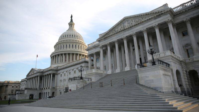 Митч Макконнелл - Конгресс откладывает заседания из-за коронавируса - golos-ameriki.ru - Вашингтон