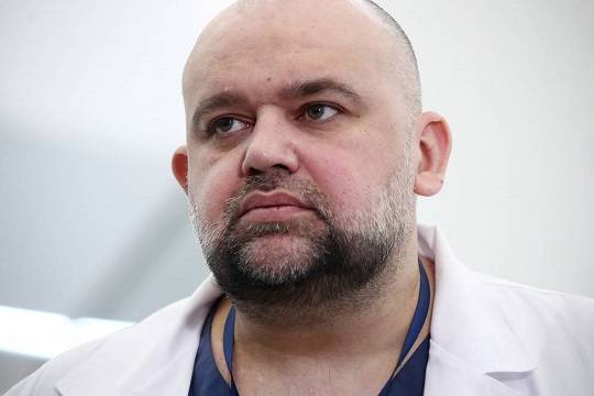Денис Проценко - Главврач больницы в Коммунарке вылечился от коронавируса - versia.ru
