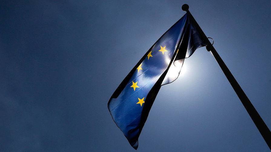 Еврокомиссия: карантин обошелся ЕС в €3 трлн - gazeta.ru - Евросоюз - деревня Ляйен