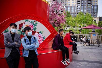 Китайцы отдали миллионы долларов за роскошь в первый день после самоизоляции - lenta.ru - Китай - Гуанчжоу