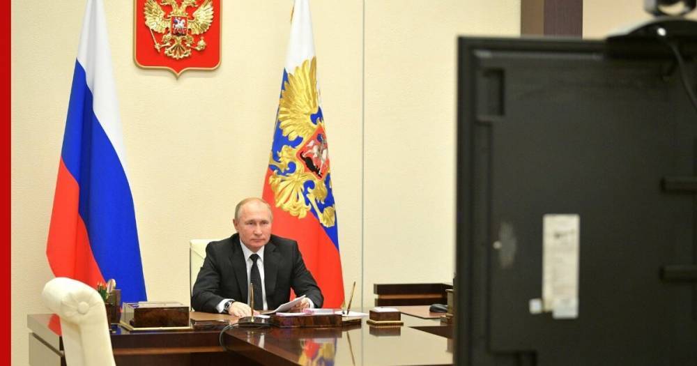 Владимир Путин - Дмитрий Песков - Онлайн-трансляция выступления Путина в ходе совещания с правительством 15 апреля - profile.ru - Россия