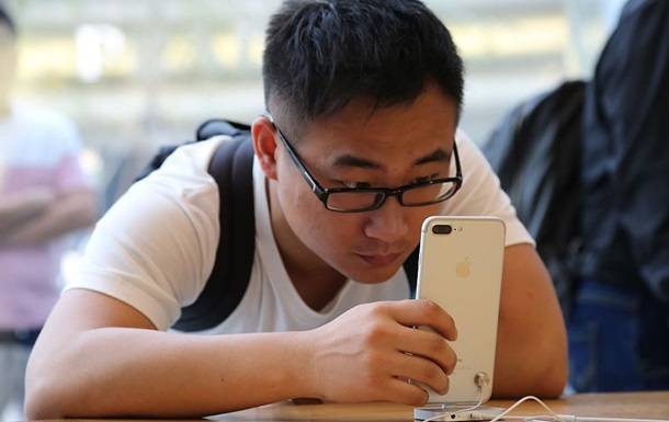 Продажи iPhone в Китае взлетели после карантина - korrespondent.net - Китай