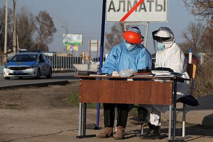 Казахстан заявил о начале пика эпидемии коронавируса в стране - lenta.ru - Казахстан - Минздрав