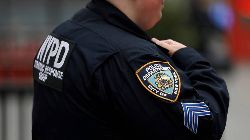 СМИ: У более 2 тысяч полицейских Нью-Йорка выявлен коронавирус - russian.rt.com - Нью-Йорк - Usa - штат Нью-Йорк - Нью-Йорк