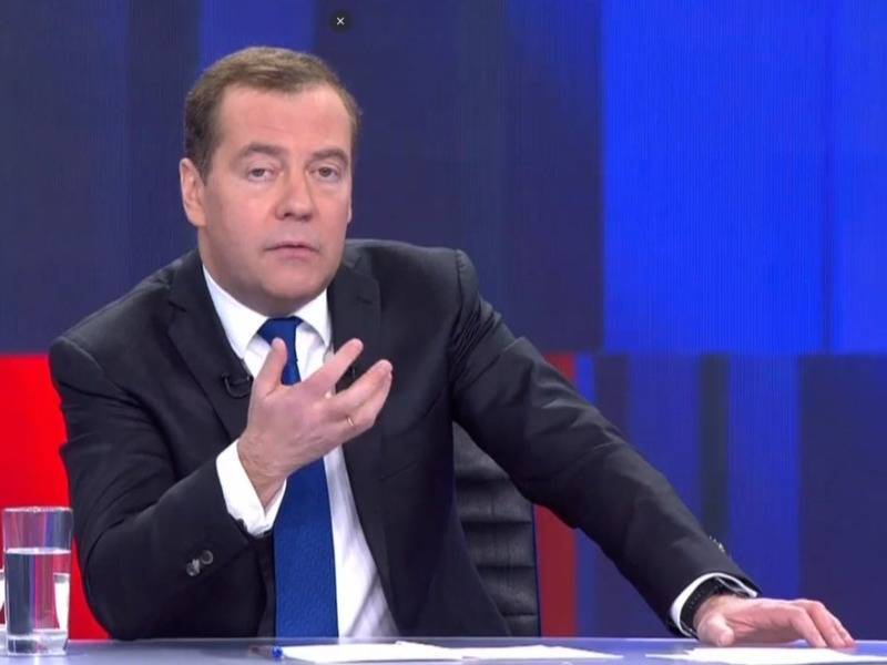 Дмитрий Медведев - Медведев заявил, что суды должны считать пандемию форс-мажорным обстоятельством - sobesednik.ru