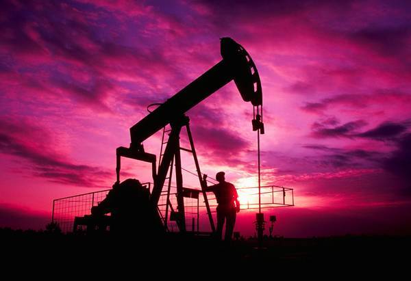 Fitch: нефть подорожает до $45 за баррель - nakanune.ru
