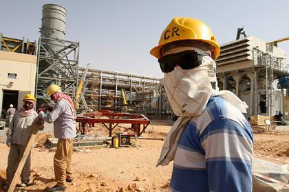 Саудовская Аравия влезла в долги из-за нефтяного кризиса - lenta.ru - Саудовская Аравия - Израиль - Эмираты - Катар