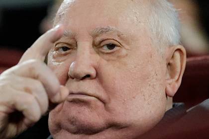 Михаил Горбачев - Горбачев призвал все страны сократить военные расходы из-за коронавируса - lenta.ru - Ссср