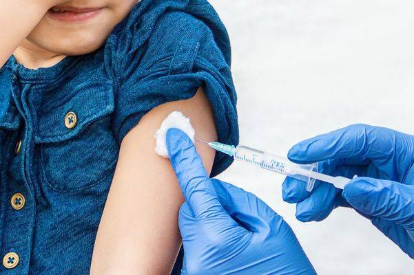 В России из-за коронавируса приостановлена плановая вакцинация населения - eadaily.com - Россия
