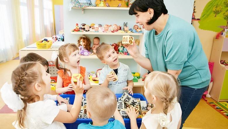 Гостиницам, стоматологиям и детским центрам отказали в поддержке из-за формальностей - newizv.ru - Россия