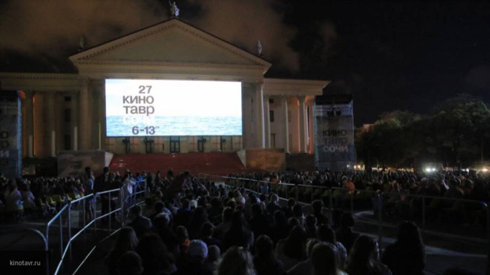 Фестиваль "Кинотавр" перенесли на неопределенный срок из-за коронавируса - nation-news.ru - Россия