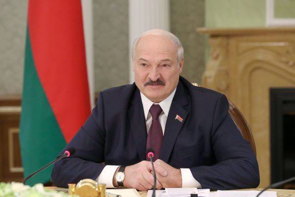 Александр Лукашенко - Лукашенко назвал вспышку COVID-19 уроком для «наркоманов и курцов» - govoritmoskva.ru - Белоруссия
