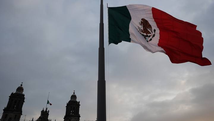 Fitch снизило рейтинг Мексики в ожидании серьезной рецессии в экономике - vesti.ru - Мексика