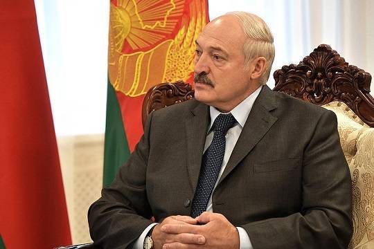 Александр Лукашенко - Лукашенко назвал пандемию коронавируса уроком для наркоманов и «курцов» - versia.ru - Белоруссия