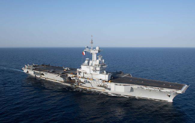 Во Франции проведут расследование из-за вспышки COVID-19 на борту авианосца "Шарль де Голль" - rbc.ua - Франция