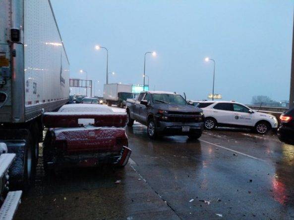 Апрельский снегопад спровоцировал в Чикаго ДТП с участием 60 автомобилей - usa.one