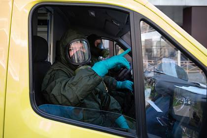В России зафиксировали более 4 тысяч новых случаев заражения коронавирусом - lenta.ru - Россия