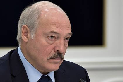 Александр Лукашенко - Лукашенко поручил «медленно и спокойно» возобновить учебу в школах - lenta.ru - Белоруссия