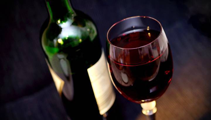 ВОЗ: употребление алкоголя может увеличить риск заражения коронавирусом - vesti.ru