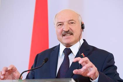 Александр Лукашенко - Лукашенко посетовал на нарекания «озабоченных братьев на востоке» - lenta.ru - Белоруссия